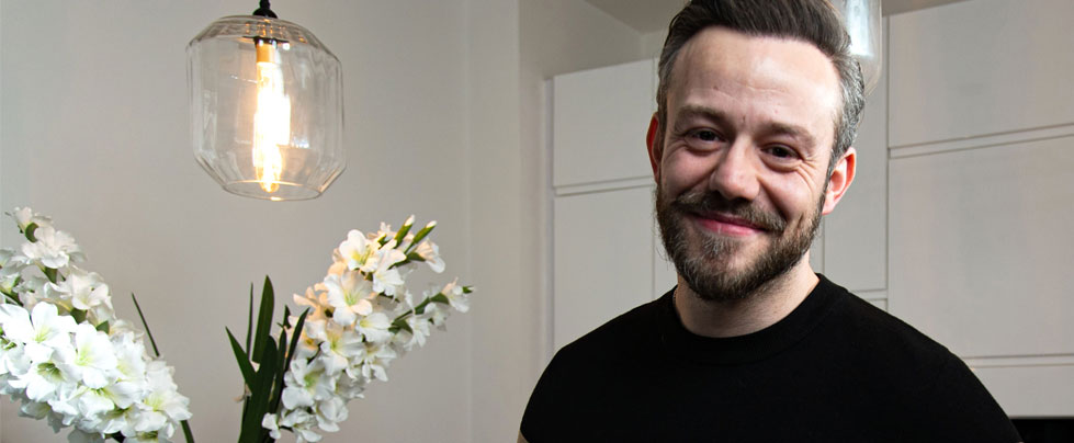 small-TABLET-WHICH-PLACEHOLDER